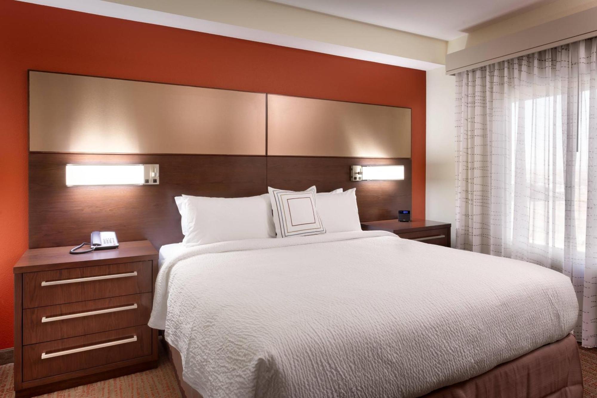 By Marriott Hotel 3*